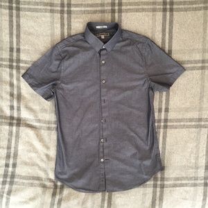 Men's Express Fitted Chambray Short Sleeve Shirt
